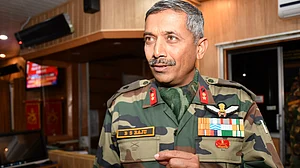 کشمیریوں کو داعش اور القاعدہ جیسی تنظیموں کی آئیڈیالوجی پسند نہیں: لیفٹیننٹ جنرل راجو