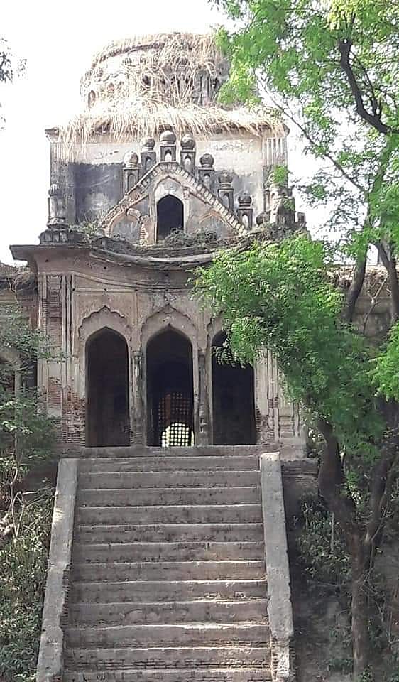 مکہ درزی امام باڑہ، تصویر ہندوستان نامہ