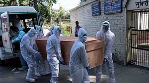 کشمیر: سکمز صورہ میں پلازمہ بینک قائم کرنے کی تیاری