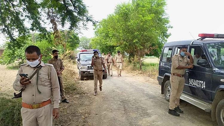 کانپور انکاؤنٹر: ریٹائرڈ جسٹس ششی کانت نے بکرو گاؤں پہنچ کر موقع واردات کا لیا جائزہ