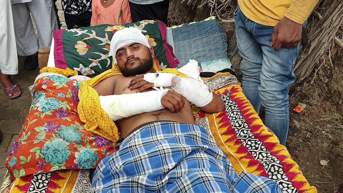 گئو رکشا کے نام پر مسلم ڈرائیور کی موب لنچنگ، ہتھوڑے سے مار مار کر کیا نیم جان