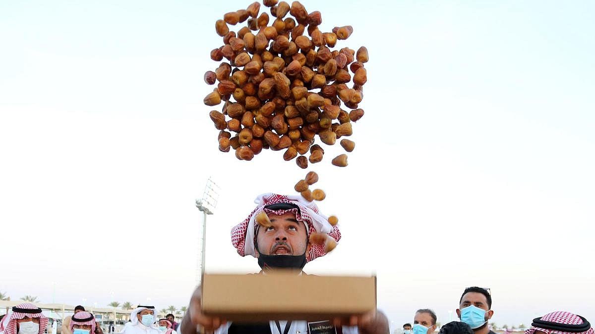 سعودی عرب: مشہور عنیزہ کھجور کا سالانہ میلہ اپنے عروج پر