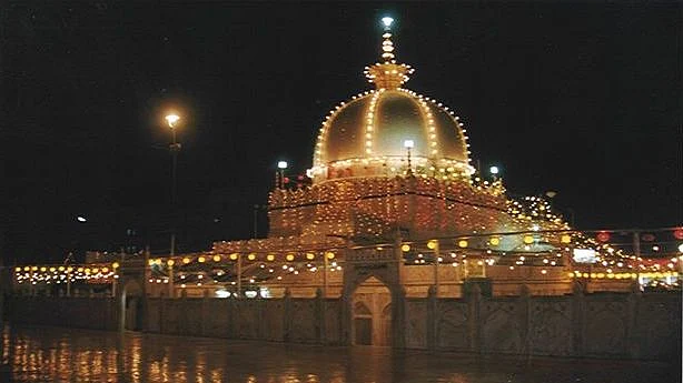 تصویر سوشل میڈیا