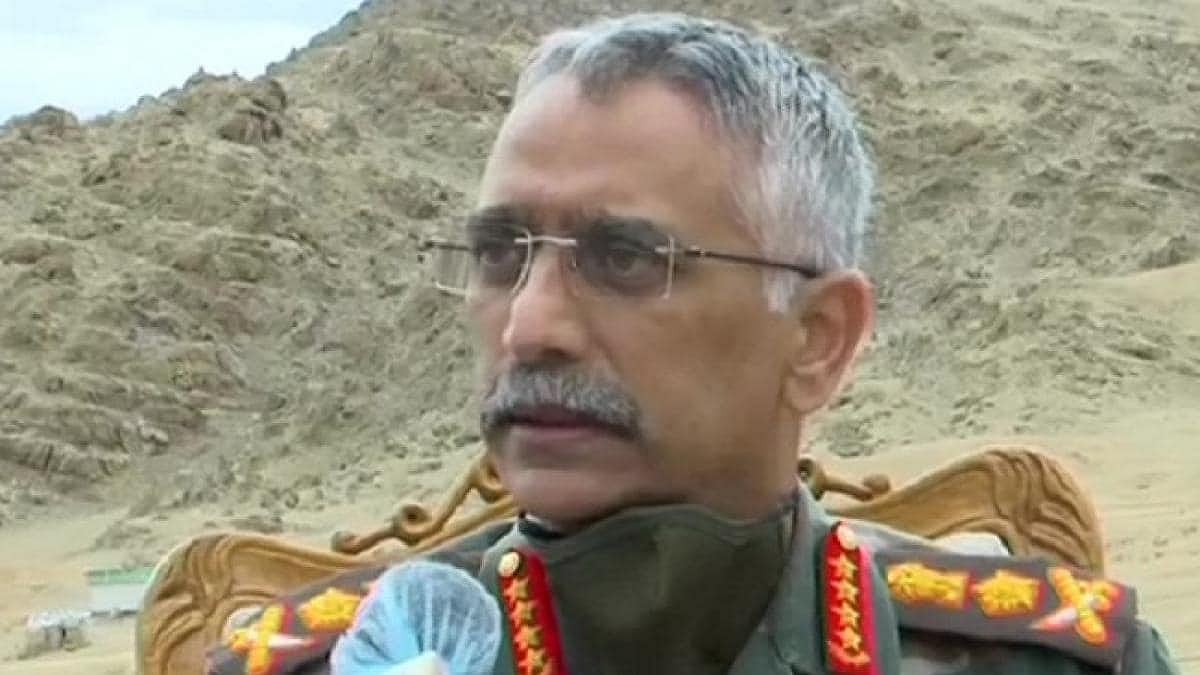 لیہہ: فوجی سربراہ نے جوانوں کو چوکسی اور آپریشنل تیاری برقرار رکھنے کی ہدایت دی