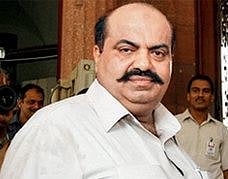 سابق رکن پارلیمنٹ عتیق احمد کی 3 ملکیتیں ضبط