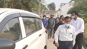 ہاتھرس واقعہ: جائے حادثہ پر پھر پہنچی سی بی آئی، پوچھ تاچھ کے دوران رو پڑی متاثرہ کی ماں