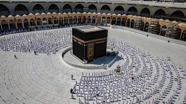 سعودی عرب: مسجد الحرام کے اندر پہلی بار خاتون سیکورٹی اہلکاروں کی تعیناتی