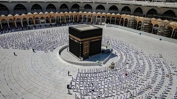 مسجد الحرام میں 210 دنوں کے بعد نماز جمعہ کی ادائیگی