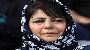 دفعہ 370 کی منسوخی اور وسائل کی لوٹ کے بعد اب ہماری زمین برائے فروخت: محبوبہ مفتی