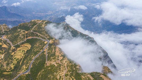 سعودی عرب کے جنوبی علاقہ جات کا سحر انگیز قدرتی حسن