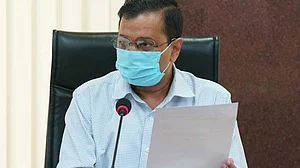 دہلی: 15 اکتوبر سے کھلیں گے تمام ہفتہ وار بازار اور سنیما ہال، کورونا سے شفایابی کی شرح 91 فیصد