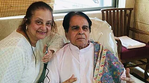 ’وہ دل سے بچے اور علم کا خزانہ تھے‘، دلیپ کمار کی پہلی برسی پر جذباتی ہوئیں سائرہ بانو