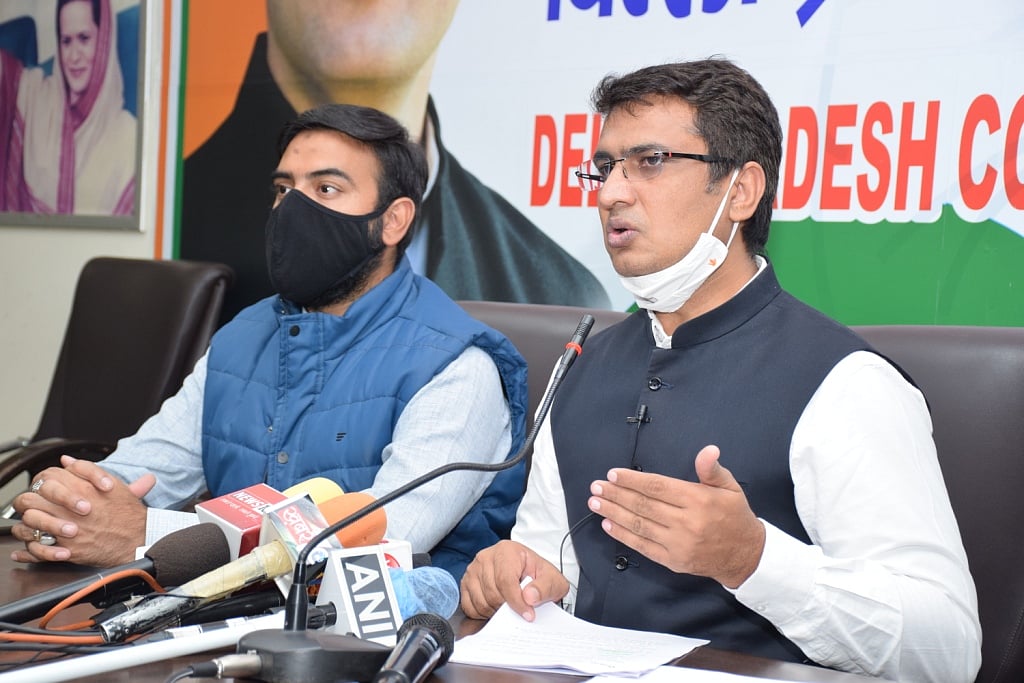 کیجریوال حکومت نے 70 پرائیویٹ اسکولوں سے ’ڈی ٹی سی بس ایگریمنٹ‘ کیا ختم، کانگریس حملہ آور