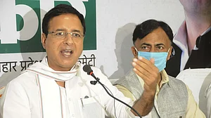 کشمیر کے ’گپکار اعلامیہ‘ سے کانگریس کا تعلق نہیں، آئے دن جھوٹ بولنا مودی حکومت کی فطرت: سرجے والا