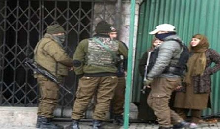 محبوبہ مفتی ایک بار پھر خانہ نظر بند، پریس کانفرنس میں صحافیوں کو نہیں آنے دیاگیا 
