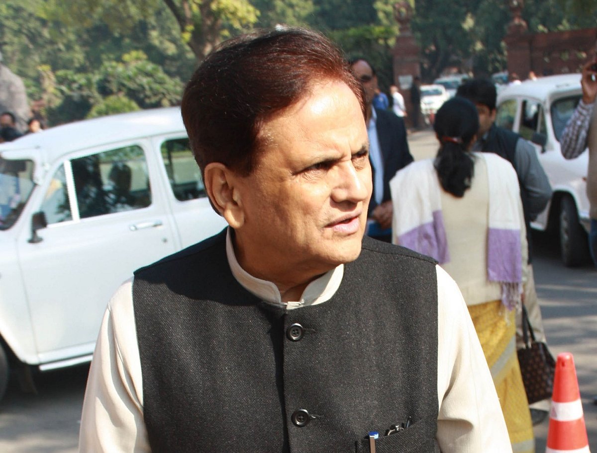 ’میں ایک کامریڈ اور دوست سے محروم ہو گئی‘، احمد پٹیل کے انتقال پر سونیا غمگین