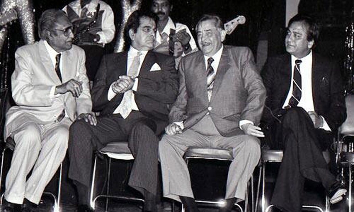 دلیپ کمار کی انگریزی ایسی تھی کہ لوگوں کو ڈکشنری کھولنی پڑ جاتی تھی