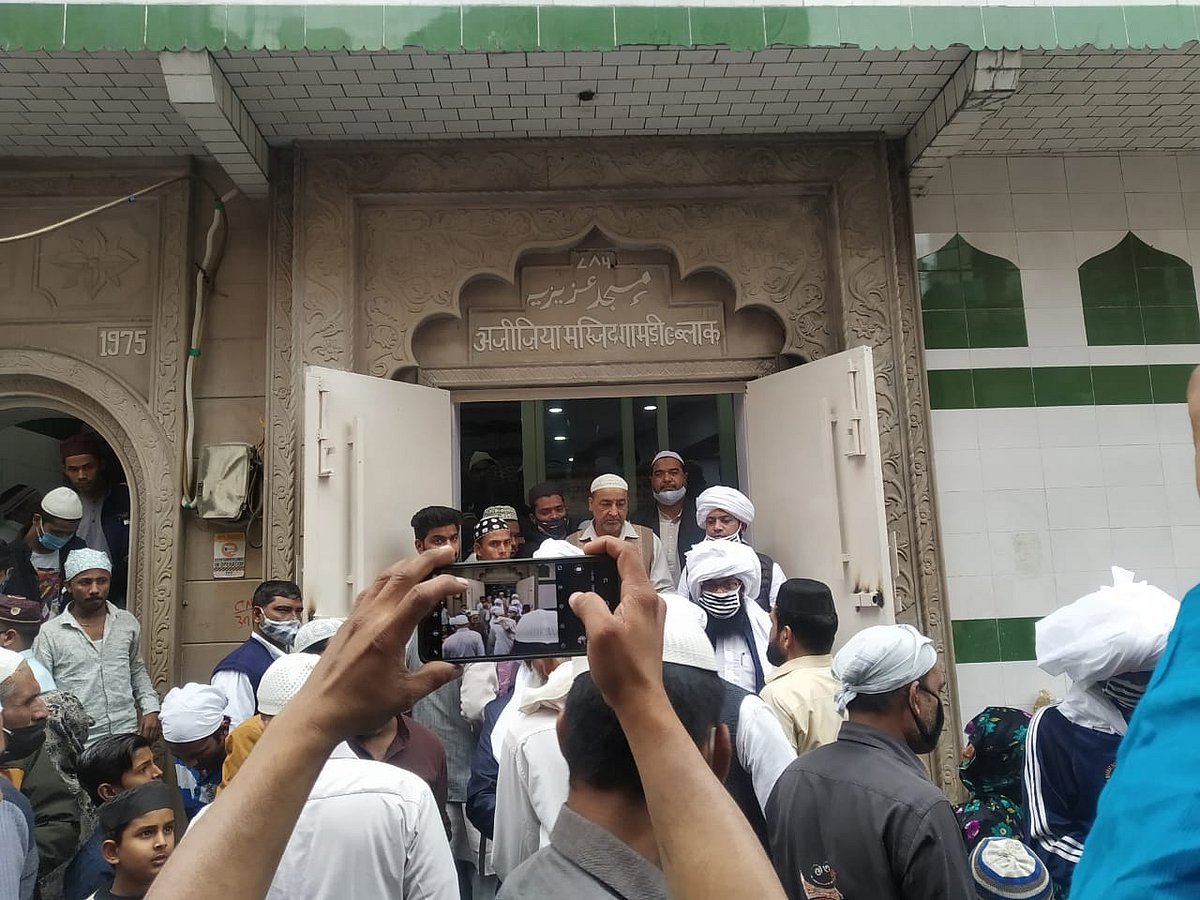 دہلی فساد میں تباہ ’عزیزیہ مسجد‘ دوبارہ ہوئی آباد، بھجن پورہ کے مسلمانوں میں خوشی