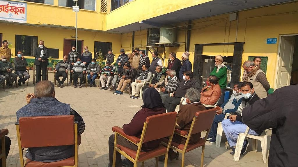 دگمبر جین کالج میں ’اے بی وی پی‘ کا ہنگامہ، ’شروتی دیوی‘ کی مورتی ہٹانے کا مطالبہ