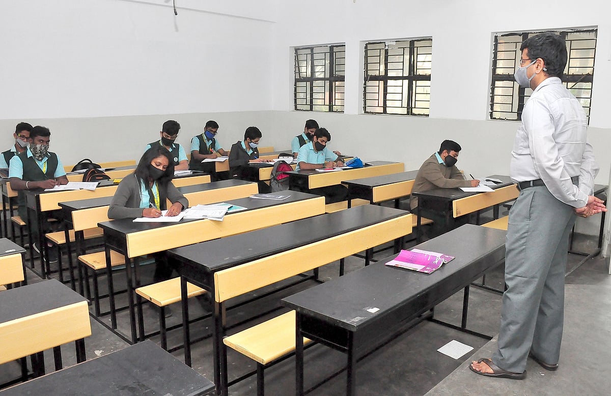 علامتی، تصویر آئی اے این ایس