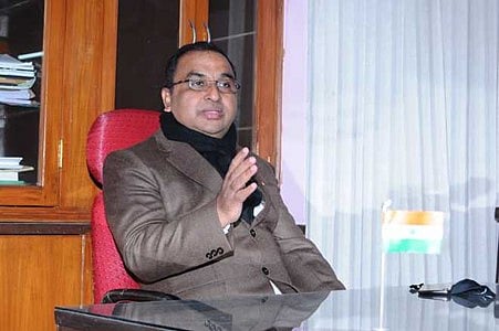 بی جے پی کو نہیں مسلمانوں کو اپنا کنڈیشنڈ ذہن بدلنا چاہئے: بی جے پی کی رائے