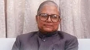 چار مرتبہ گجرات کے وزیر اعلیٰ رہے مادھو سنگھ سولنکی کا انتقال، مودی-راہل کا اظہار تعزیت