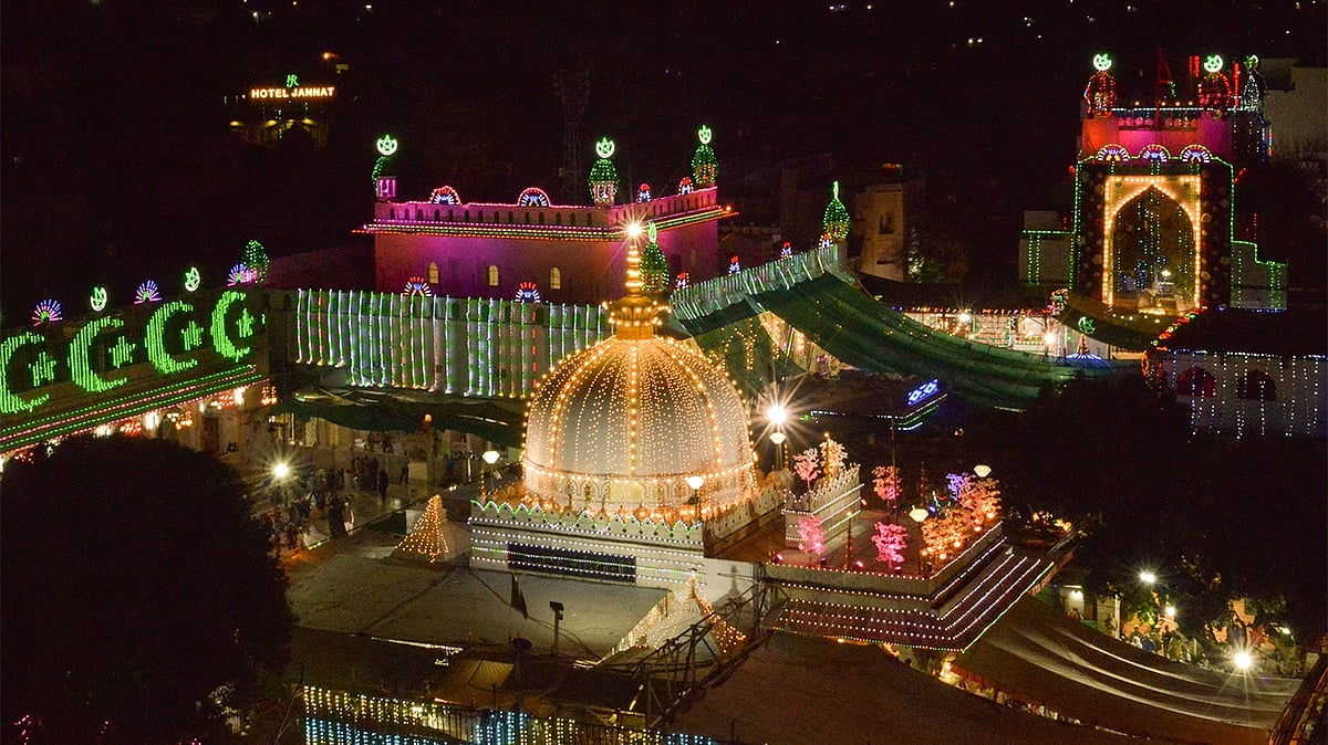 تصویر آئی اے این ایس