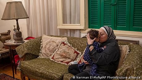 کیا ممتا صرف اپنی کوکھ سے جنم دینے والے بچے ہی کے لیے ہو سکتی ہے؟