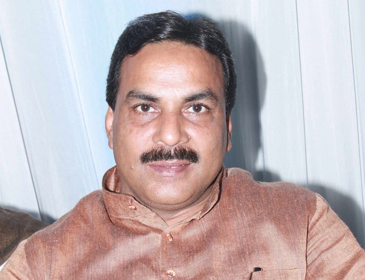 ’’یہ بے مثال بجٹ ہے، لیکن ’بڑے لوگوں‘ کے لیے‘‘