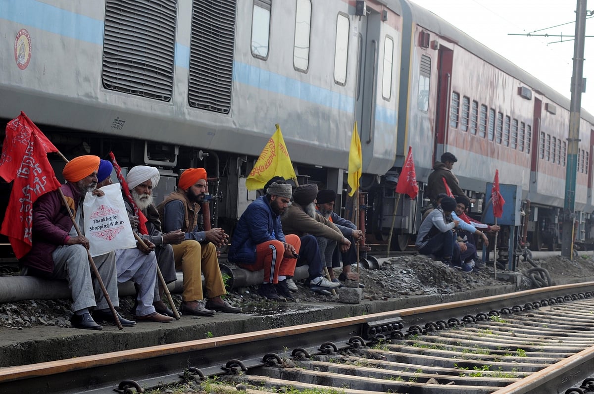 ریل روکو / آئی اے این ایس