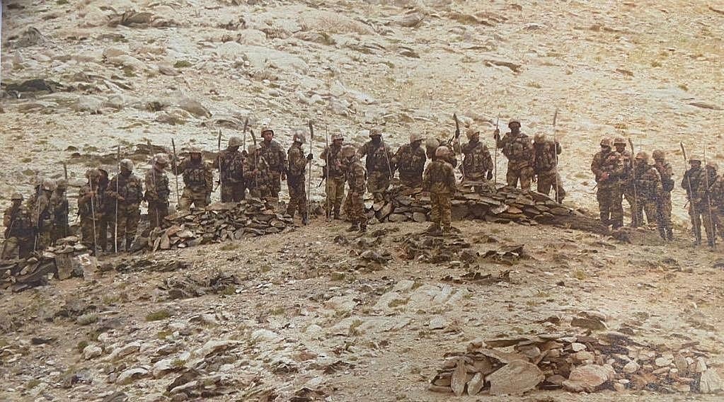 وادی گلوان تصادم: چینی چشمہ پہننے والی مودی حکومت کی ’لال آنکھ‘ دھندلی پڑ گئی! کانگریس صدر کھڑگے 
