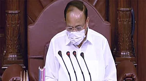 راجیہ سبھا میں کم کام ہونے پر چیئرمین ونکیا نائیڈو ناخوش، اراکین کو اجتماعی اور انفرادی خود احتسابی کا مشورہ