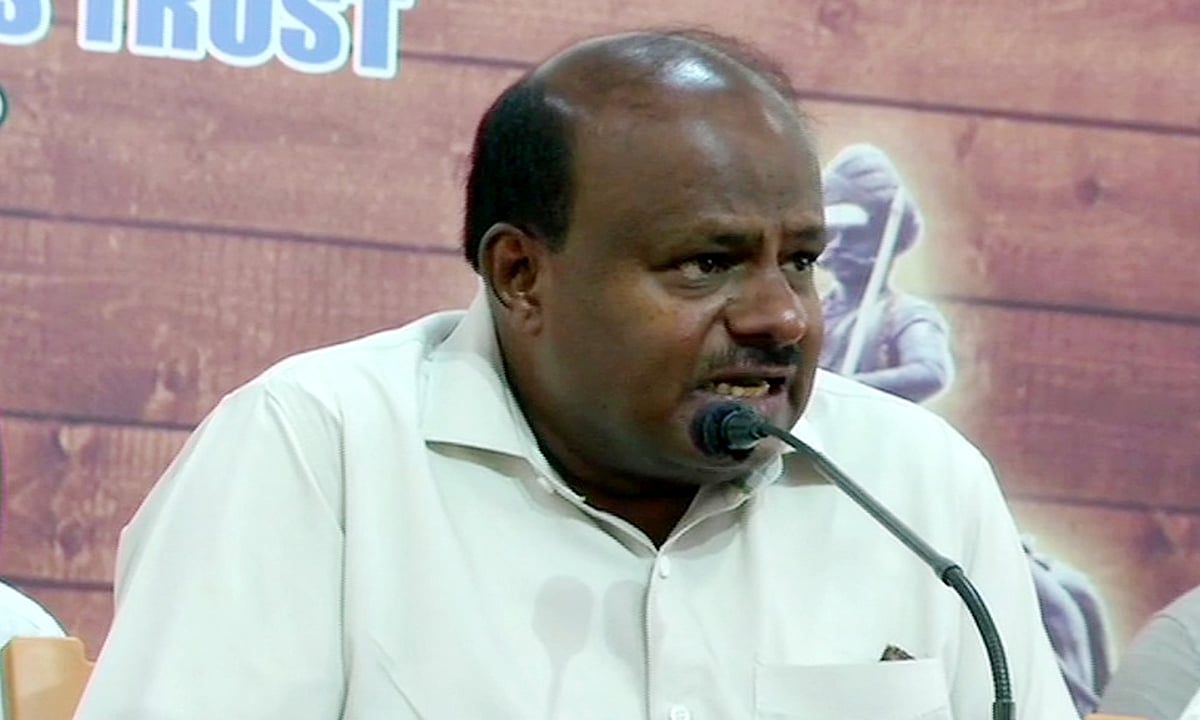 آر ایس ایس کی شاکھا سے نکلے لوگ اسمبلی میں گندی فلمیں دیکھتے ہیں: سابق وزیر اعلیٰ