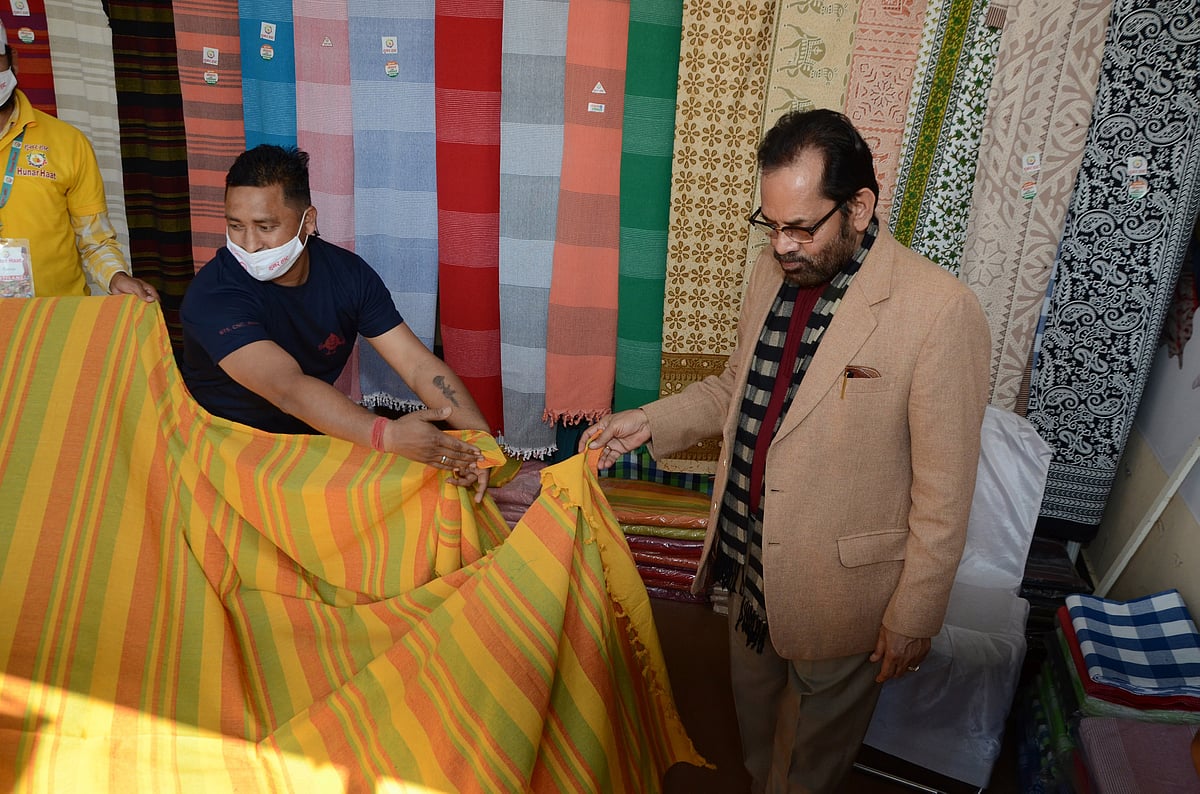 ہنر ہاٹ سے 5 لاکھ لوگوں کو روزگار ملا، مختار عباس نقوی کا دعویٰ