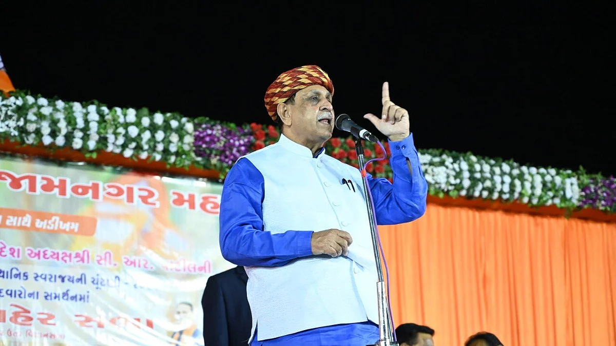 وجے روپانی تصویر ٹوئٹر@vijayrupanibjp