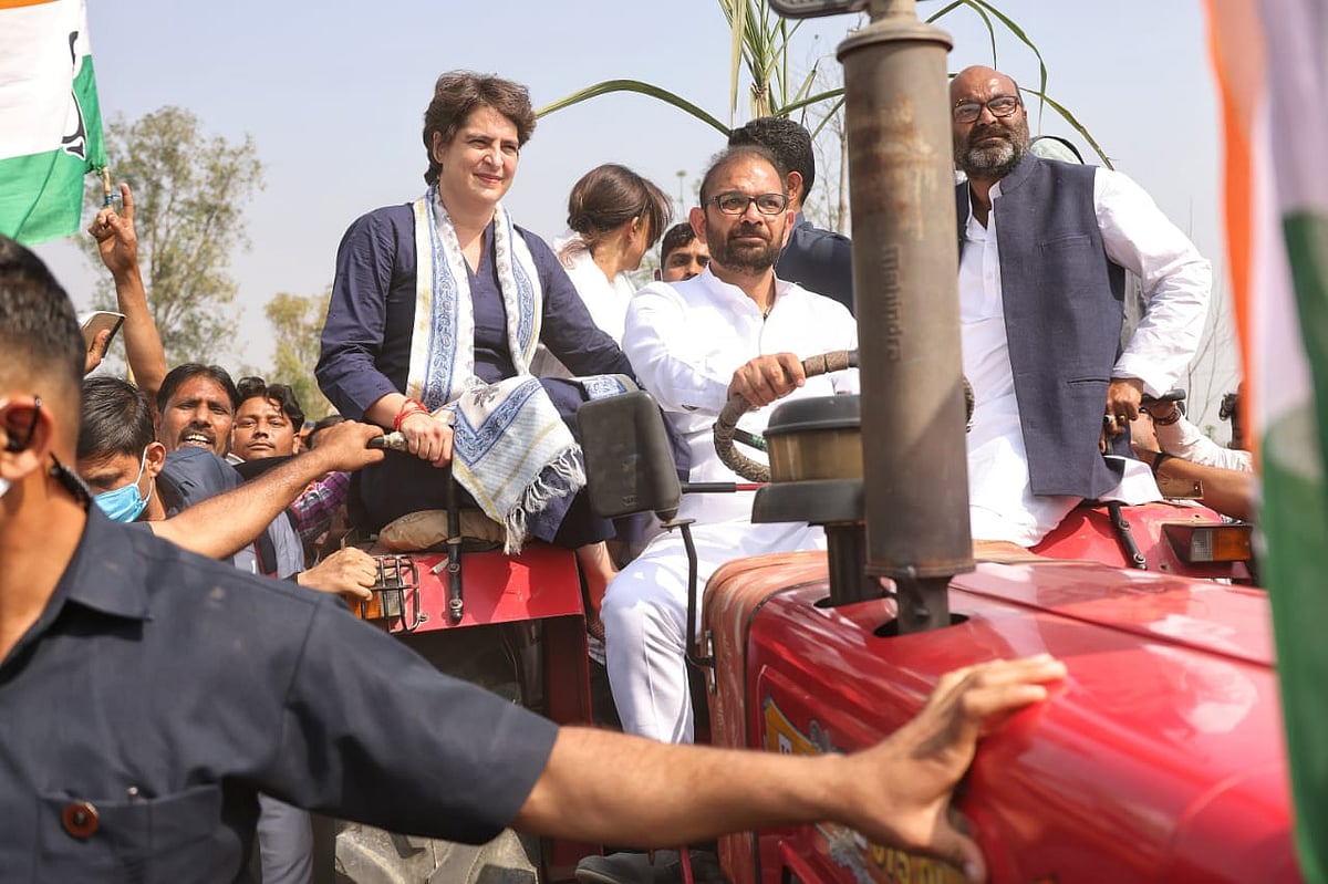 میرٹھ کسان مہاپنچایت: ٹریکٹر پر سوار ہو کر، کھیت کھلیانوں کے راستہ کسانوں کے دل میں اتریں پرینکا گاندھی