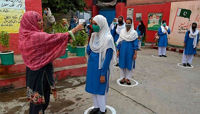 پاکستان: 9 شہروں میں تعلیمی ادارے 15 مارچ سے بند کرنے کا فیصلہ