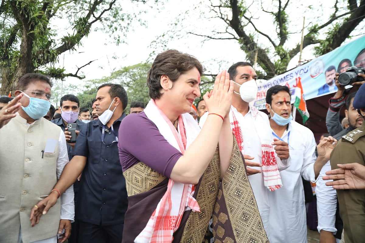 پرینکا گاندھی، تصویر ٹوئٹر @INCIndia