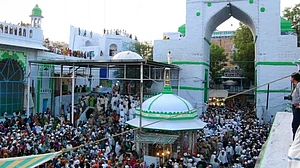 سرکاری اسکیموں کا فائدہ اقلیتوں تک پہنچے: ندیم جاوید