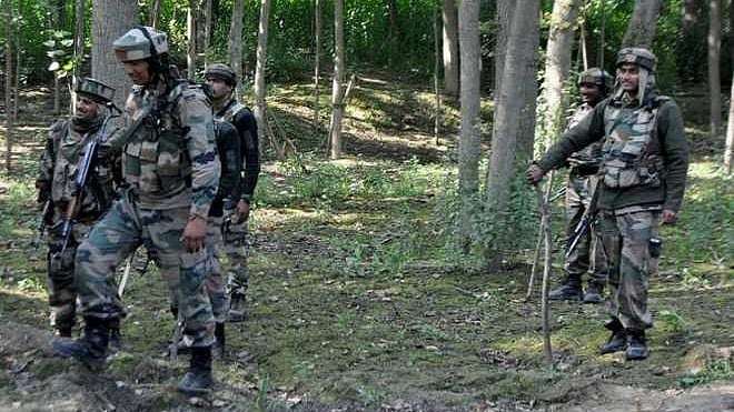 کشمیر کے شوپیاں میں تصادم / فائل تصویر