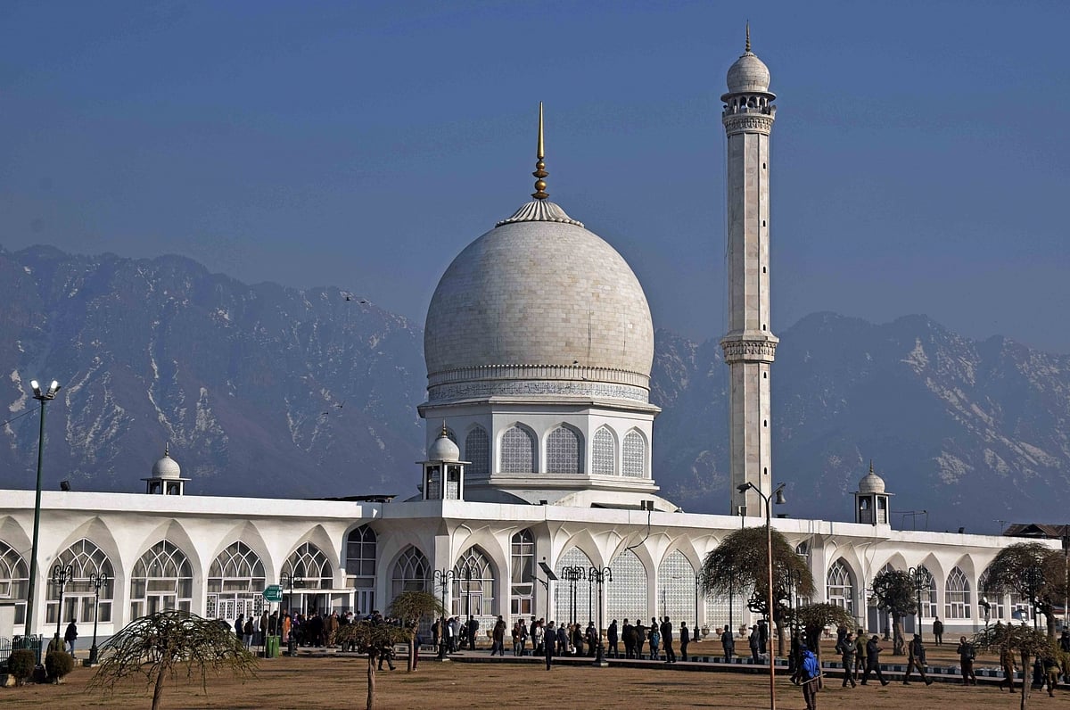 سری نگر کی تاریخی جامع مسجد کے موذن مولوی محمد یاسین شاہ انتقال کر گئے