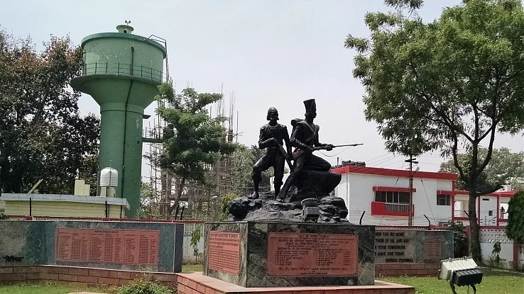 تصویر بذریعہ شاہد صدیقی علیگ