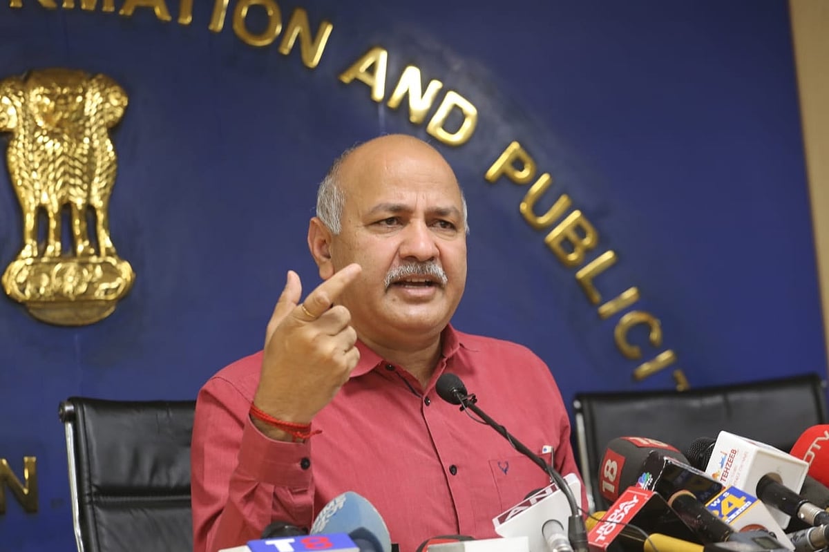 کوویکسین کا دہلی حکومت کو ٹیکے فراہم کرنے سے انکار! منیش سسودیا مرکز پر حملہ آور