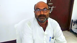 یو پی حکومت انتخابی ڈیوٹی میں ہلاک اہلکاروں کے گھر والوں کی امداد کرے: کانگریس