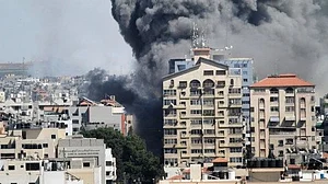 اسرائیل کی بمباری سےغزہ کے آٹھ لاکھ مکین پینے کے پانی سے محروم