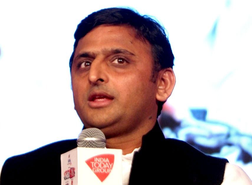 دیہی علاقوں میں دوا، آکسیجن اور علاج کی کمی سے عوام کی زندگی خطرے میں: اکھلیش