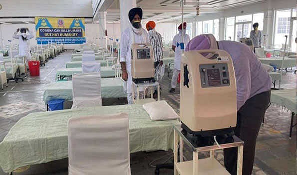 دہلی: رکاب گنج گرودوارہ میں 250 بستروں پر مبنی کووڈ کیئر سینٹر قائم