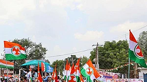 یوتھ کانگریس نے پٹرول-ڈیزل کی بڑھتی قیمتوں کے خلاف کیا مظاہرہ