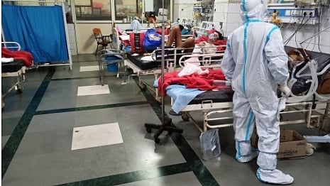 اسپتال کی علامتی تصویر / آئی اے این ایس