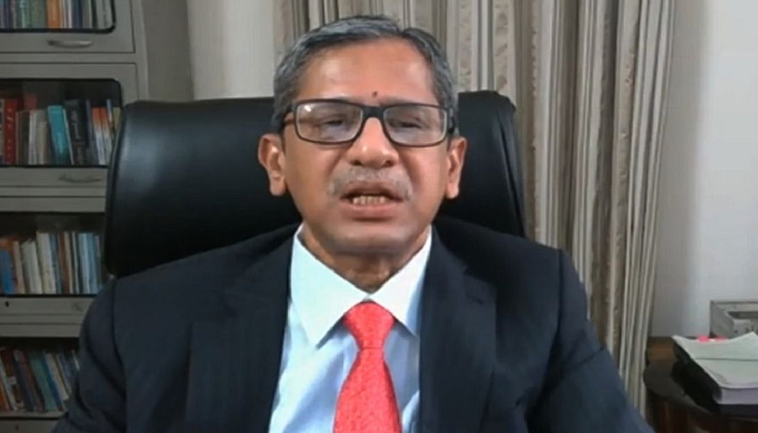 حیدر آباد: 20 سال سے قانونی لڑائی لڑ رہے میاں-بیوی ساتھ زندگی گزارنے پر آمادہ، چیف جسٹس آف انڈیا نے کرائی مصالحت